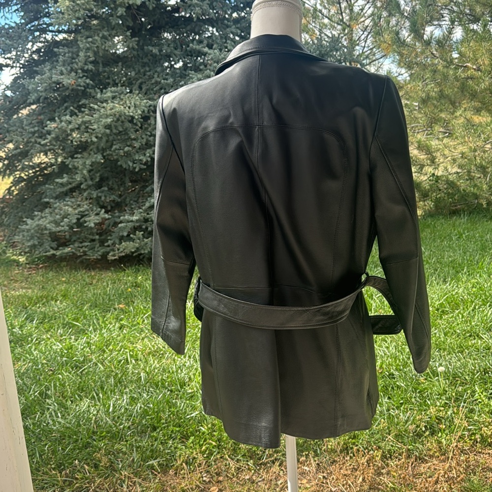 Women’s black leather zip jacket with belt. Worthington , petite large - Picture 2 of 6